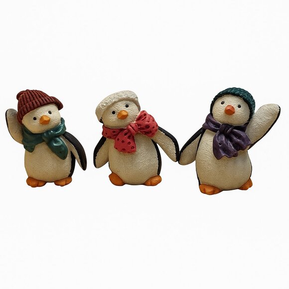 New Artisan Flair Penguin Figurines Winter Christmas Decor 3 Mini Resin lot 1 - Picture 2 of 3